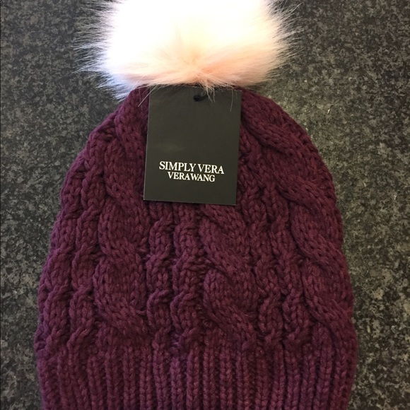 burgundy pom pom hat